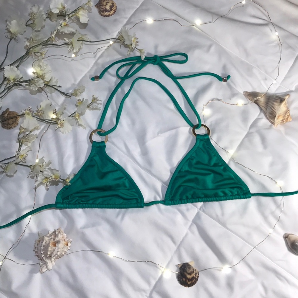 Venus Green Triangle Top